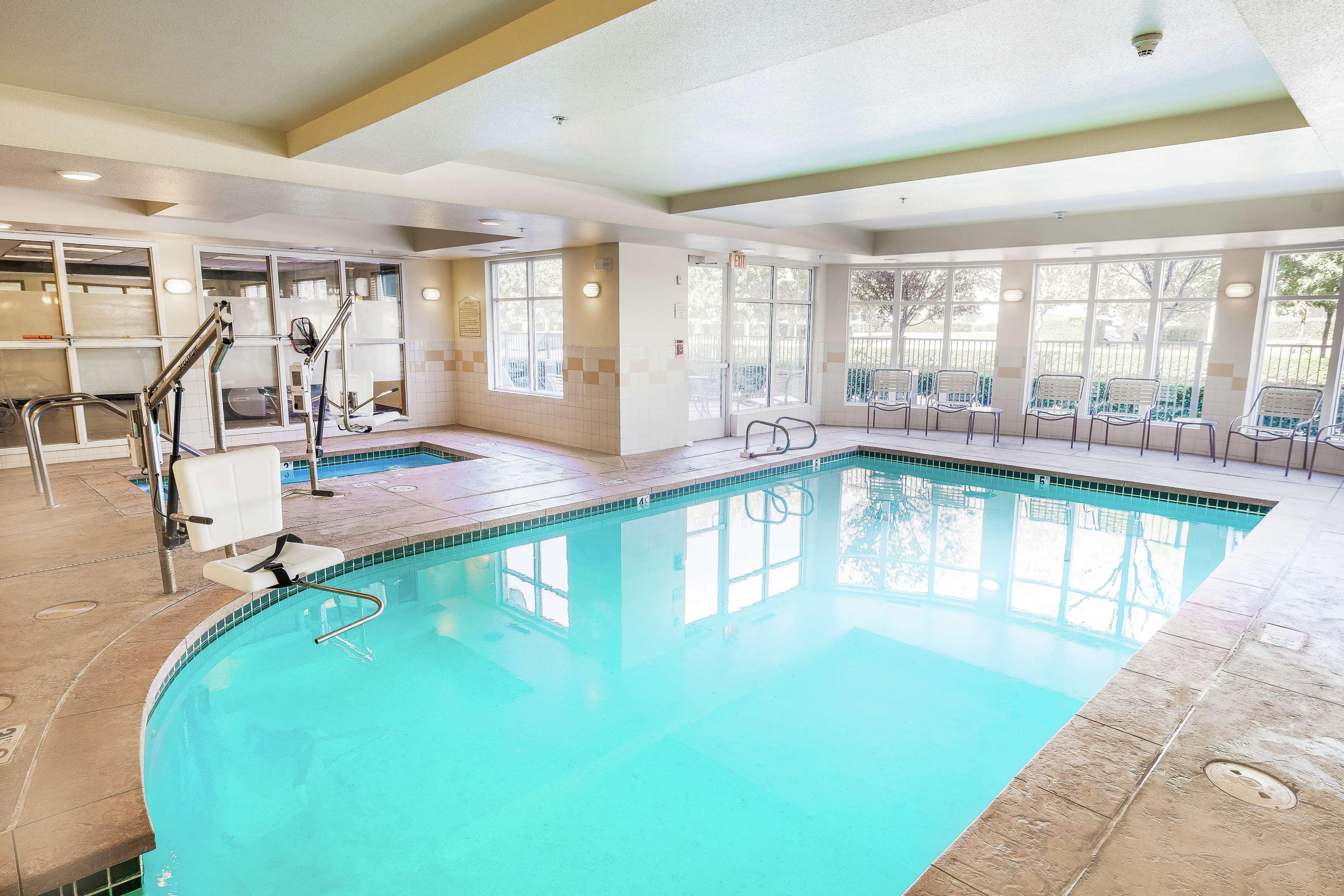Hilton Garden Inn Ontario Ранчо-Кукамонга Екстер'єр фото