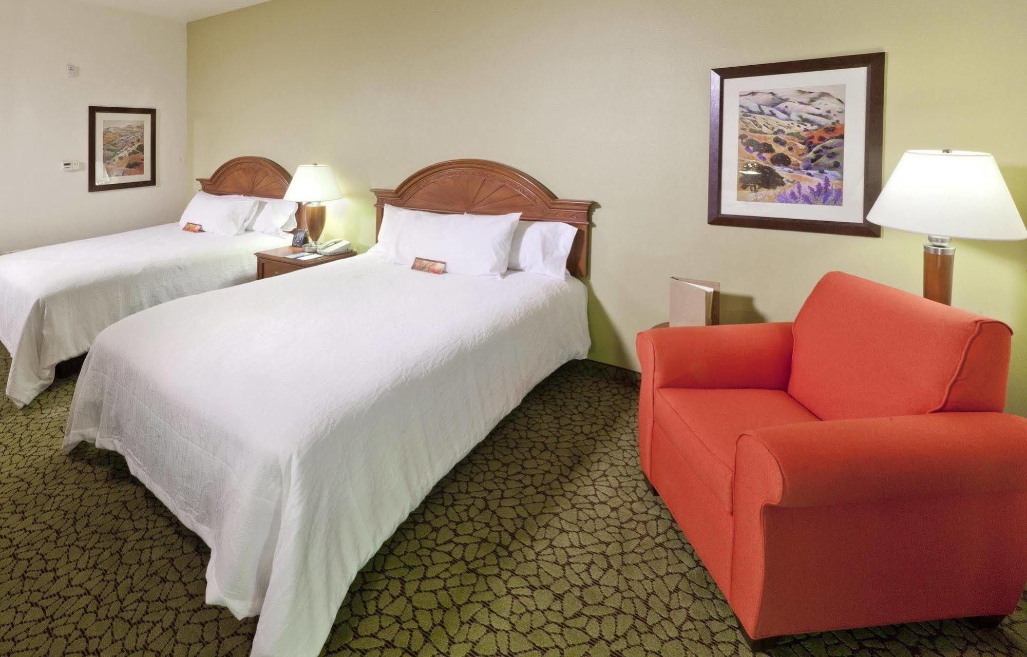 Hilton Garden Inn Ontario Ранчо-Кукамонга Екстер'єр фото